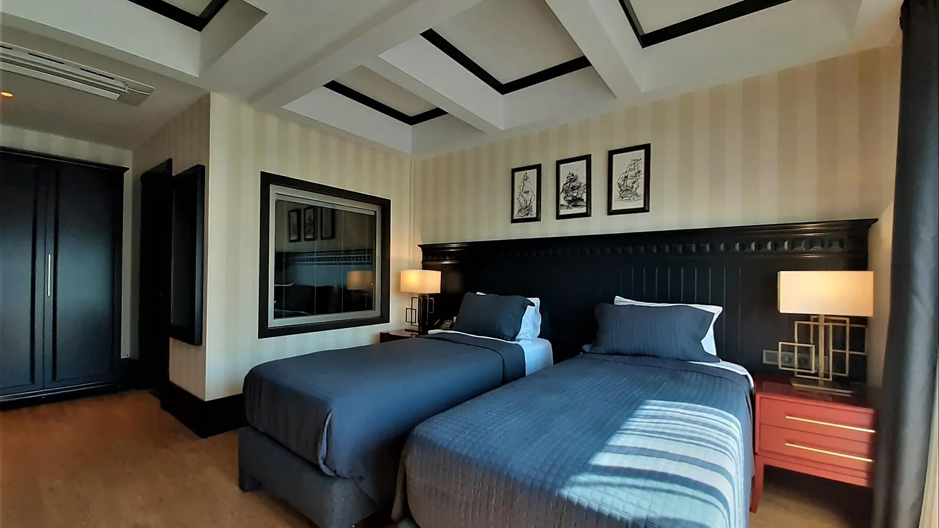 Hotel Marina Bay Goecek