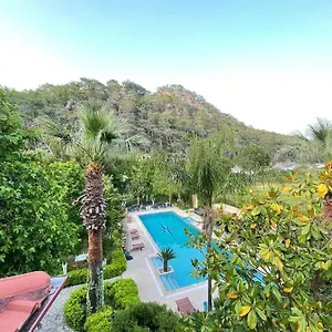 2* Otel Dalos